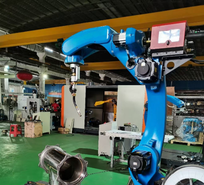 Welding robot